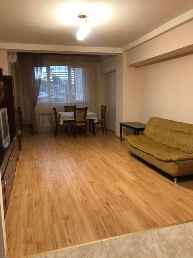33 Martiros Saryan Street Apartman Jereván Kültér fotó