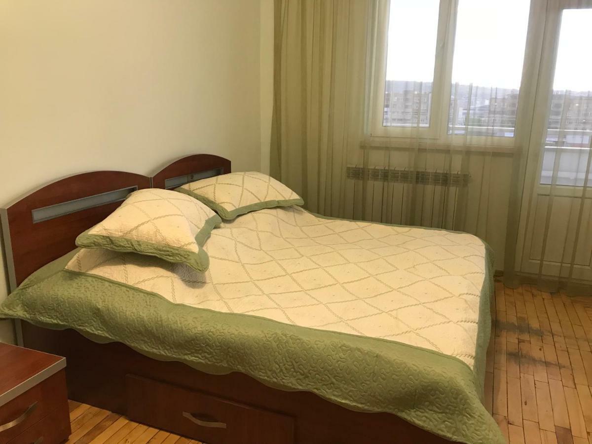 33 Martiros Saryan Street Apartman Jereván Kültér fotó